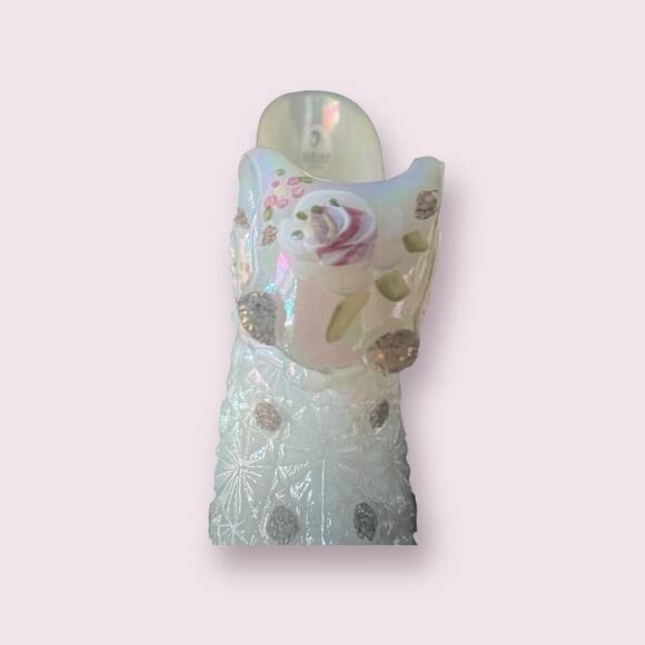 Vtg Fenton Iridescent Ladies Daisy & Gold Button Cat Face Shoe - Picture 5 of 9